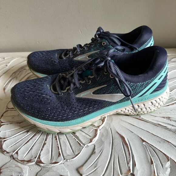 Brooks navy Ghost 11 size 9.5 - Picture 2 of 9